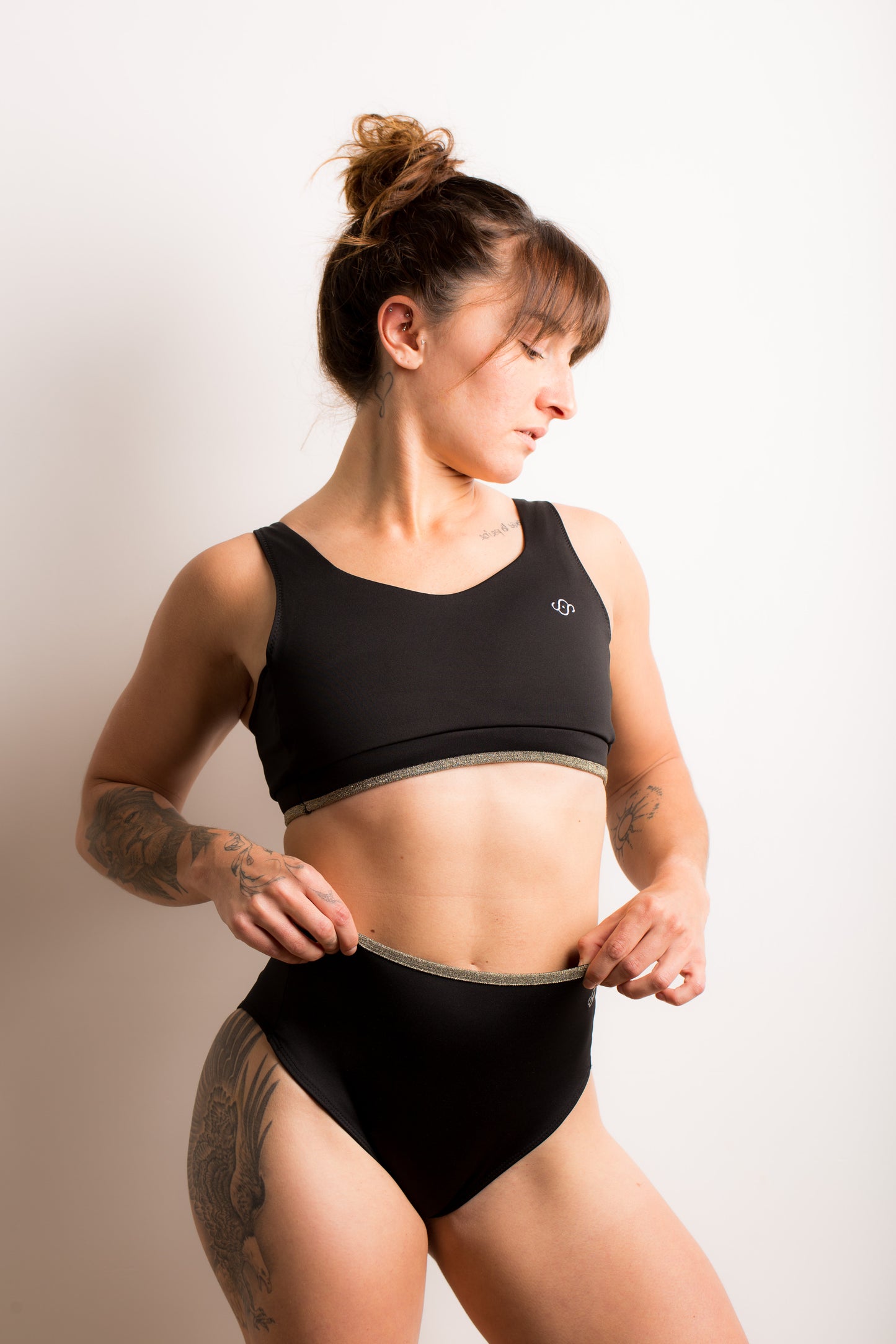 Brassière Pole Dance et sport Zelda – OR | Artisanat Français