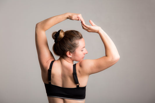 Brassière Pole Dance et sport Zelda – Argent | Artisanat Français